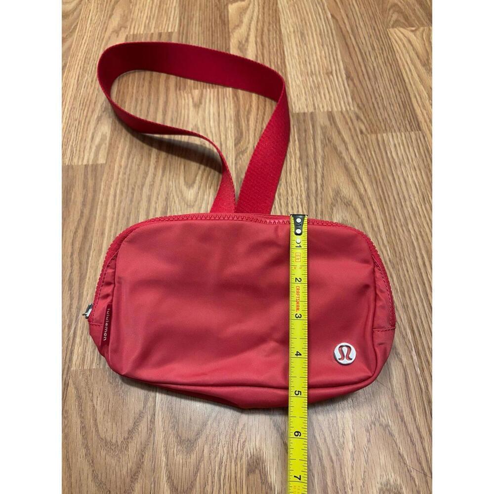Lululemon Belt Bag - Picture 3 of 6